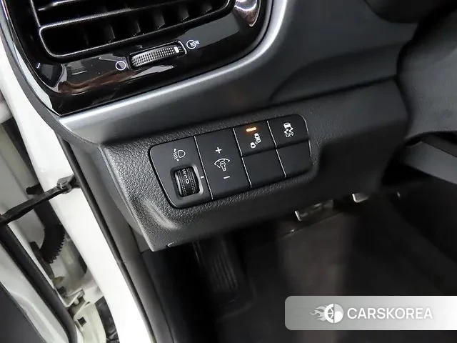 Kia Stonic 2019 Белый из Кореи, фото 6