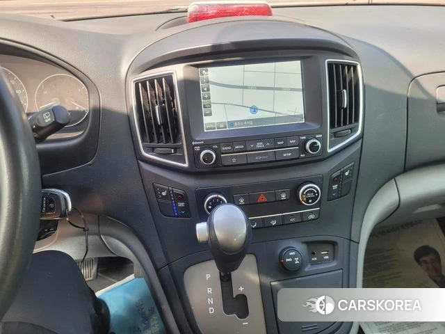 Hyundai The New Grand Starex 2019 Желтый из Кореи, фото 6