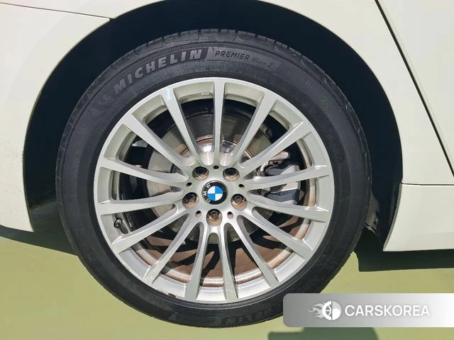BMW 5 Series (G30) id 3861259 из Кореи 6