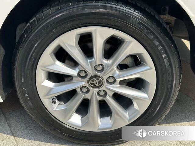 Toyota Corolla 2021 Белый из Китая, фото 6