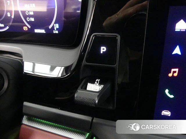 Porsche Panamera (976) 2026 Серебристо-серый из Кореи, фото 6