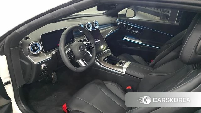 Mercedes-Benz CLE-Class C236 2025 Белый из Кореи, фото 6