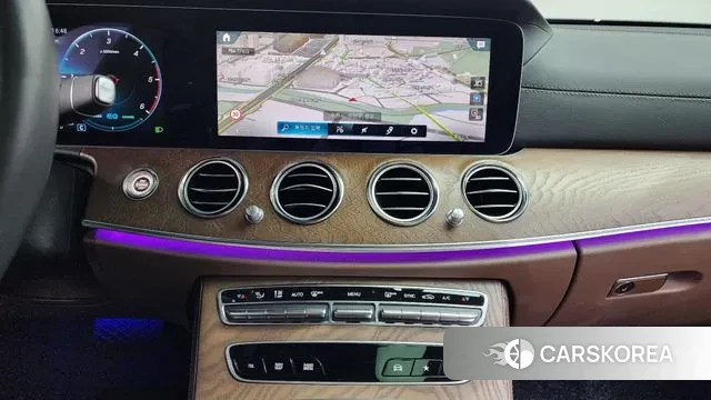 Mercedes-Benz E-Class W213 2023 Белый из Кореи, фото 6