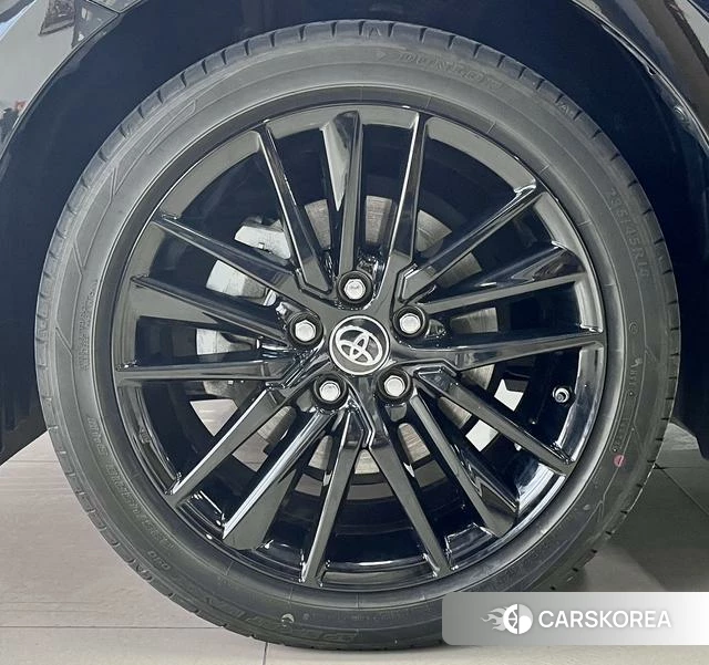 Toyota Camry 2024 Черный из Китая, фото 6