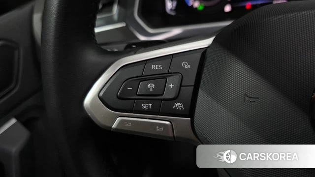 Volkswagen Tiguan second Generation 2022 Черный из Кореи, фото 6
