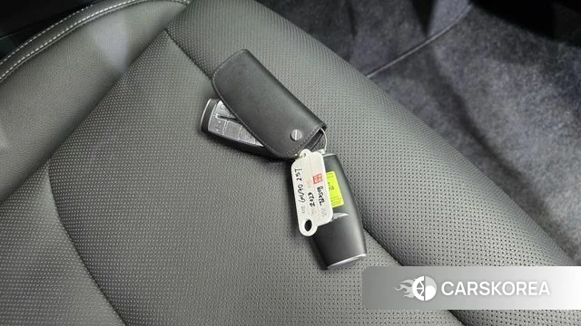 Genesis GV70 2022 Черный из Кореи, фото 6