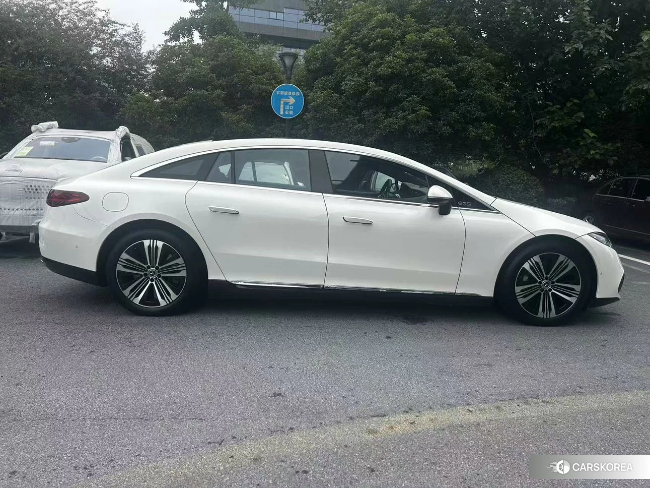 Mercedes-Benz EQS 2021 Белый из Китая, фото 6