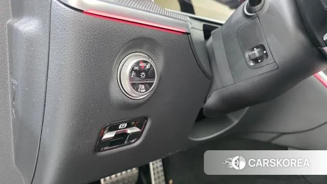 Mercedes-Benz CLE-Class C236 2025 Белый из Кореи, фото 6