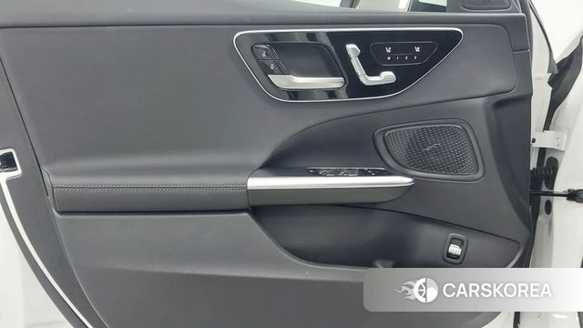 Mercedes-Benz C-Class W206 2026 Белый из Кореи, фото 6