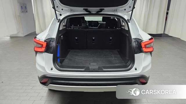 Chevrolet (GM Daewoo) Trax Crossover 2023 Белый из Кореи, фото 6
