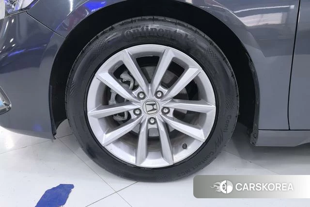 Honda Accord 2022 Темно-серый из Китая, фото 6