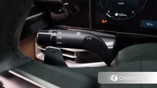 Hyundai Grandeur (GN7) 2023 Серебристо-серый из Кореи, фото 6