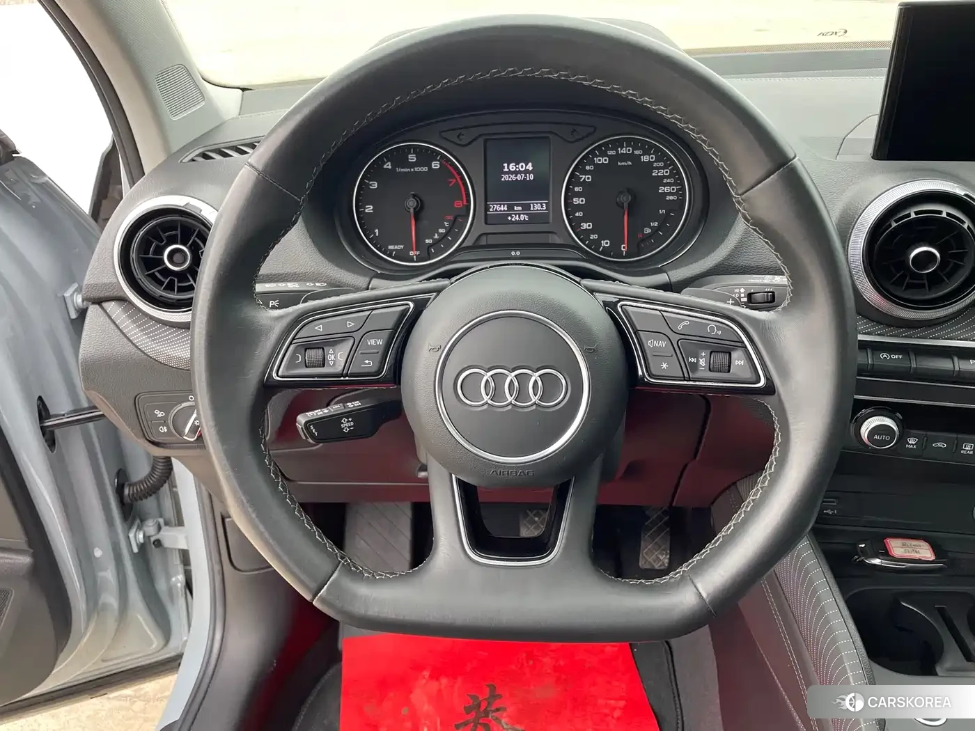 Audi Q2L 2023 Silver/gray из Китая, фото 6