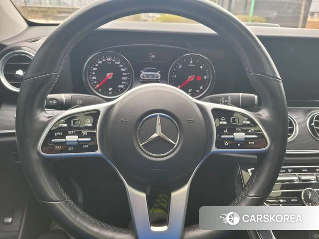 Mercedes-Benz E-Class W213 2019 Черный из Кореи, фото 6