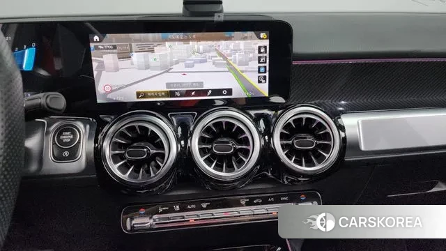 Mercedes-Benz GLB-Class X247 2023 Белый из Кореи, фото 6