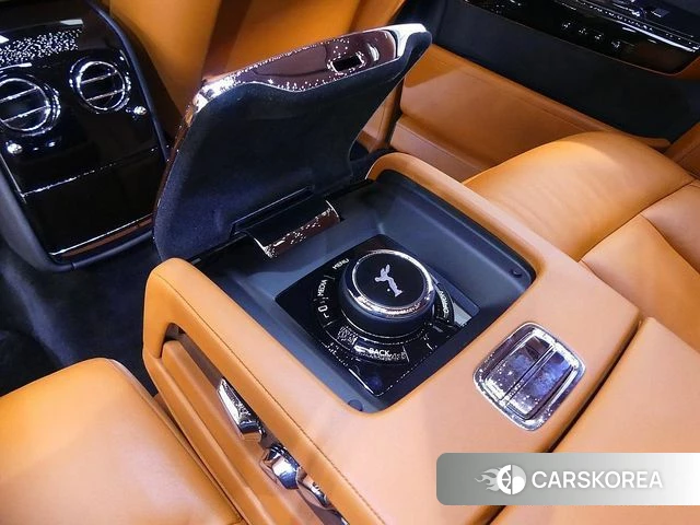 Rolls-Royce Phantom 2020 Черный из Кореи, фото 6