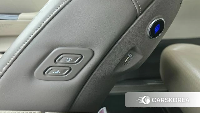 Kia Carnival 4th generation 2022 Белый из Кореи, фото 6