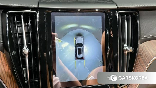 Volvo XC60 second Generation 2023 Черный из Кореи, фото 6