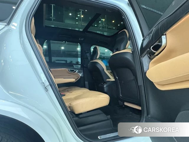 Volvo XC90 second Generation 2022 Белый из Кореи, фото 6