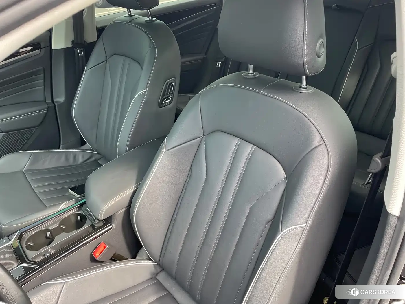 Volkswagen Passat 2024 Черный из Китая, фото 6