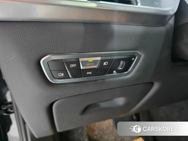 BMW X7 (G07) 2023 Черный из Кореи, фото 6