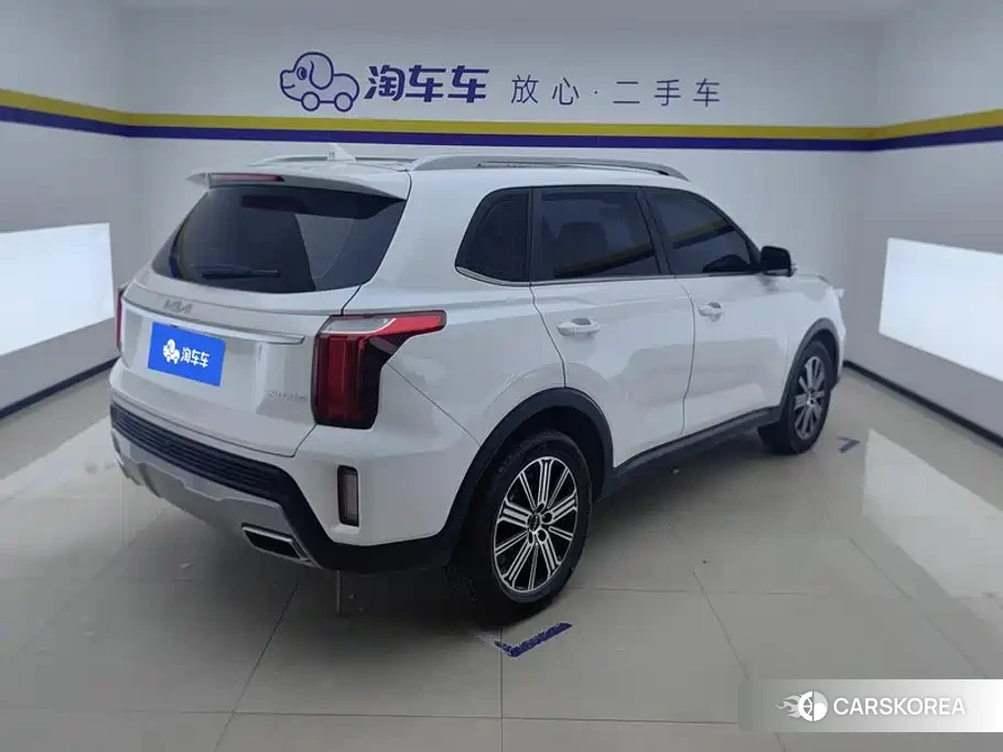 Kia Sportage 2023 Белый из Китая, фото 6