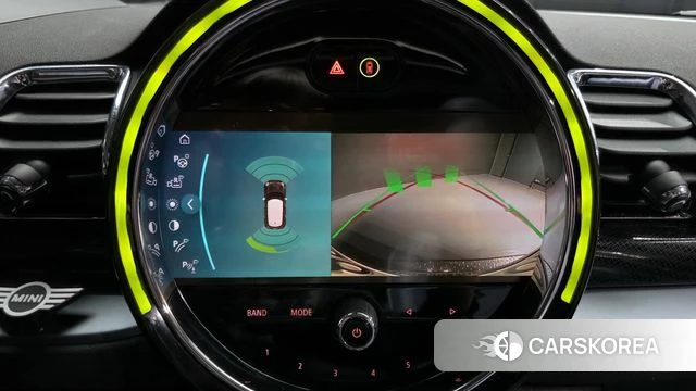 Mini Cooper S Clubman 2022 Жемчужный цвет из Кореи, фото 6