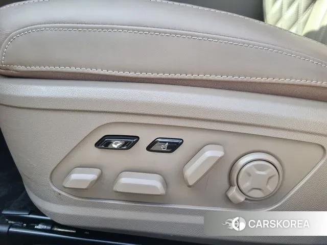 Kia K8 Hybrid 2023 Белый из Кореи, фото 6