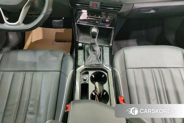 Volkswagen Passat 2022 Черный из Китая, фото 6