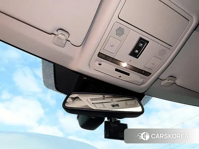 Land Rover Discovery Sports 2018 Серебряный из Кореи, фото 6