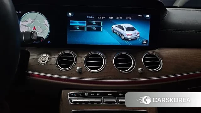 Mercedes-Benz E-Class W213 2021 Белый из Кореи, фото 6