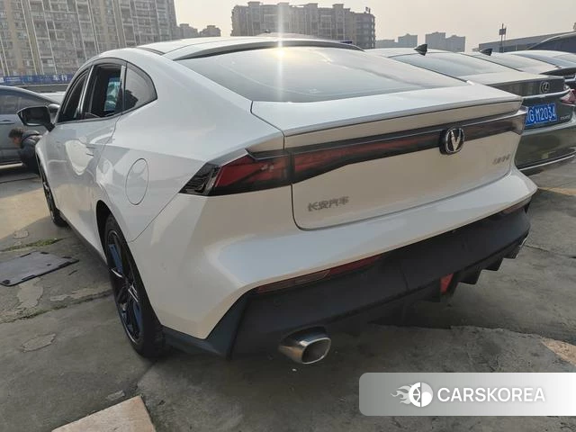 Chang'an UNI-V 2022 Белый из Китая, фото 6
