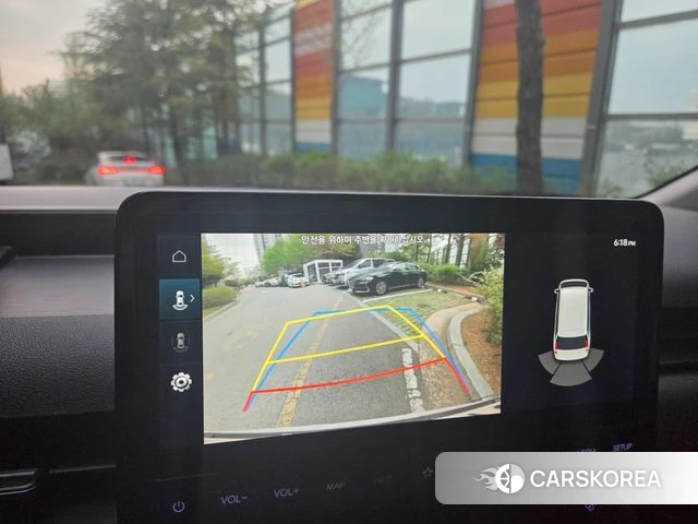 Hyundai Staria 2022 Белый из Кореи, фото 6