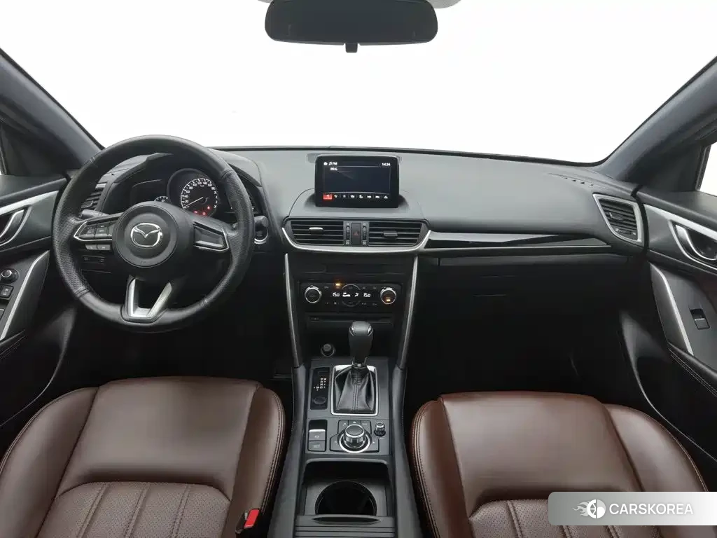 Mazda CX-4 2018 Белый из Китая, фото 6