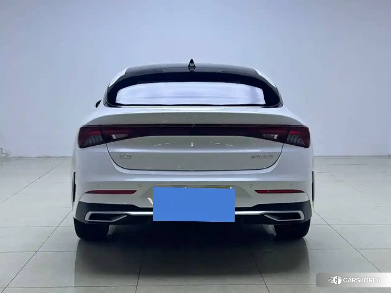 Kia K5 2025 Белый из Китая, фото 6