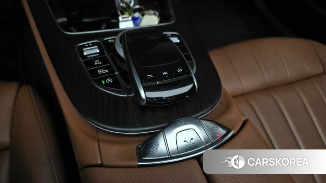 Mercedes-Benz E-Class W213 2018 Белый из Кореи, фото 6