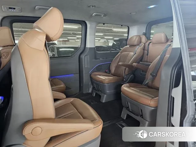 Hyundai Staria 2021 Черный из Кореи, фото 6