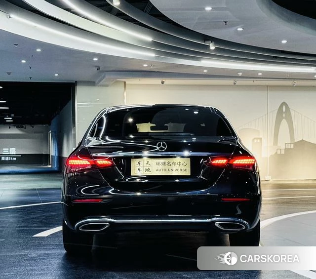 Mercedes-Benz E-class 2023 Черный из Китая, фото 6