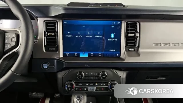 Ford Bronco 6th Generation 2023 Красный из Кореи, фото 6