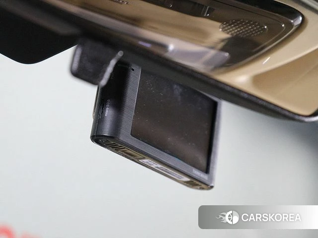 Hyundai Staria 2023 Белый из Кореи, фото 6