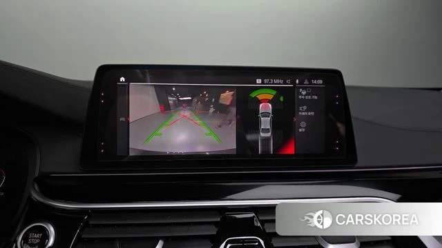 BMW 5 Series (G30) 2019 Черный из Кореи, фото 6