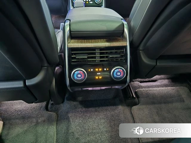 Land Rover Range Rover 5th Generation 2022 Серебряный из Кореи, фото 6