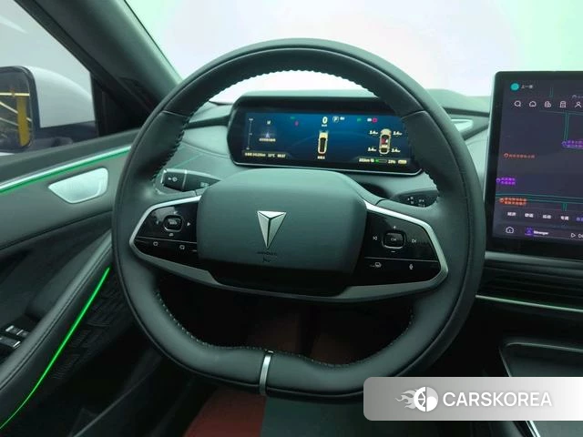 Dark blue car Dark blue SL03 2025 Белый из Китая, фото 6