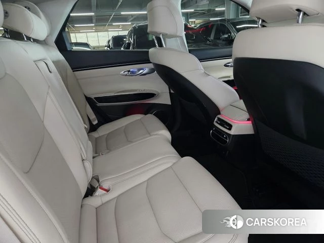 Genesis GV70 2021 Белый из Кореи, фото 6