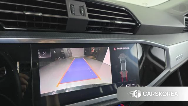 Audi Q3 (F3) 2020 Черный из Кореи, фото 6