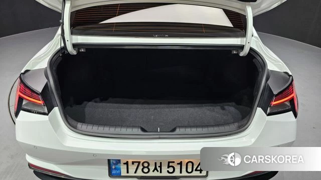 Hyundai Avante (CN7) 2022 Белый из Кореи, фото 6