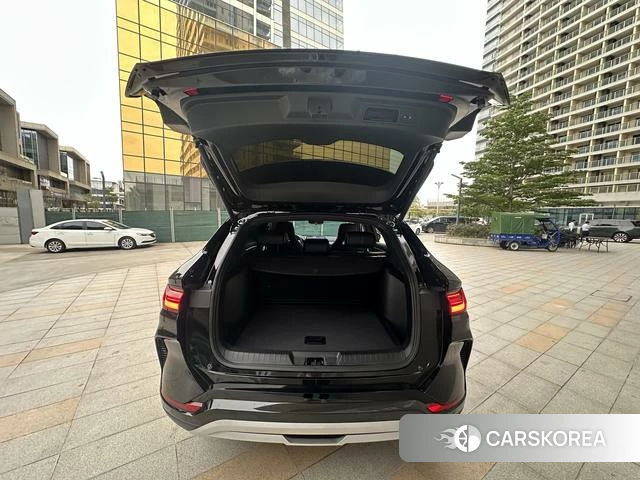 BYD Song PLUS DM 2024 Черный из Китая, фото 6