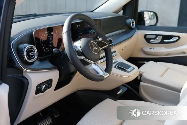 Mercedes-Benz V-Class 2025 Черный из Кореи, фото 6