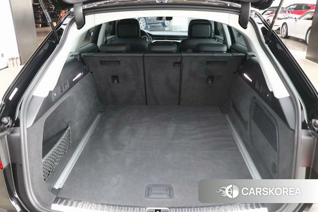 Audi A6 (import) 2024 Черный из Китая, фото 6