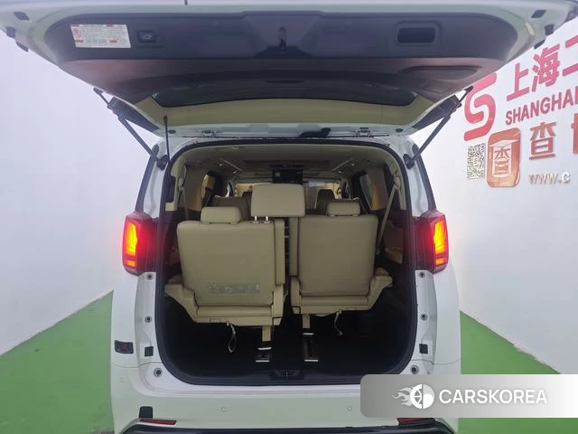 Toyota Elfa 2021 Белый из Китая, фото 6
